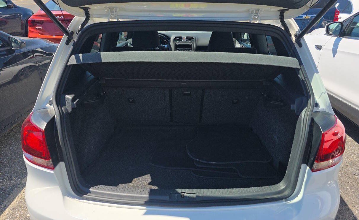 Used 2013 Volkswagen GTI 2-Door FWD image 6