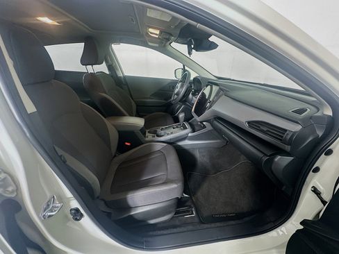 Used 2025 Subaru Crosstrek 2.0i Premium image 31