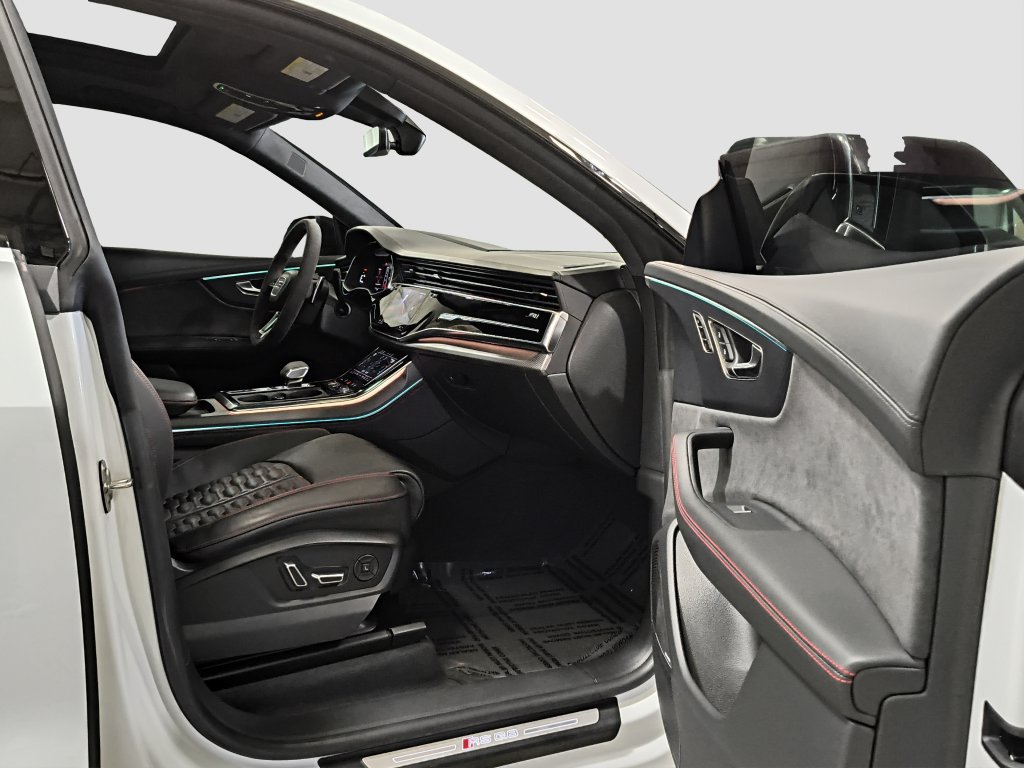 Used 2024 Audi RS Q8 AWD/4WD image 14