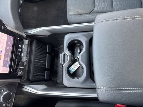 New 2026 RAM 1500 Big Horn AWD/4WD image 17