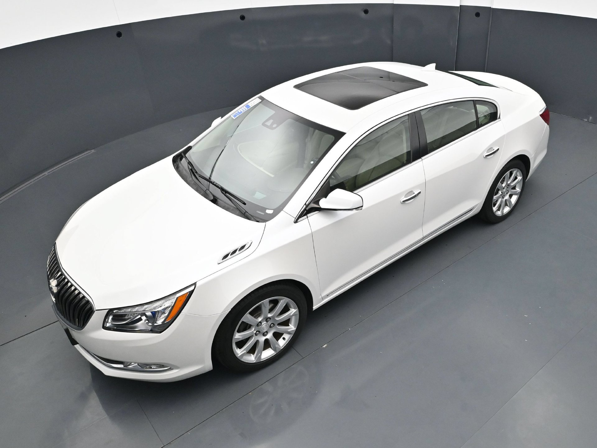 Used 2016 Buick LaCrosse Premium w/ Driver Confidence Package #1 FWD image 36