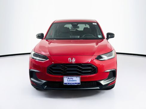 Used 2025 Honda HR-V Sport image 2