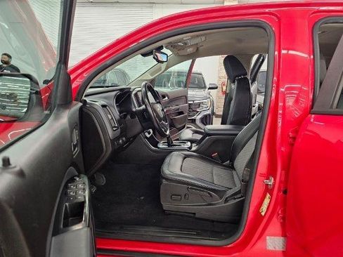 Used 2019 Chevrolet Colorado Z71 AWD/4WD image 8