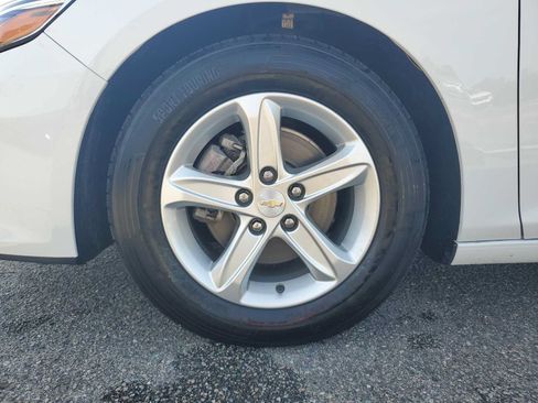 Used 2024 Chevrolet Malibu LT FWD image 15