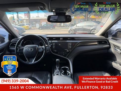 Used 2019 Toyota Camry XSE image 27