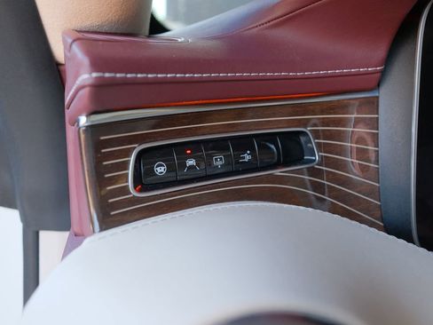 Used 2019 Mercedes-Benz S 560 Sedan image 14