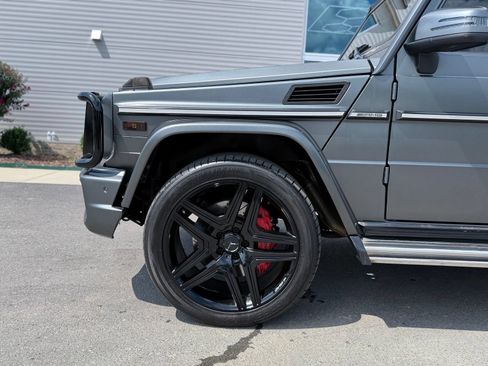 Used 2015 Mercedes-Benz G 63 AMG 4MATIC image 18