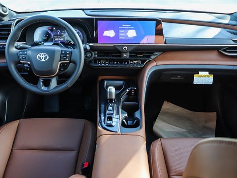 New 2026 Toyota Crown Signia AWD/4WD image 15