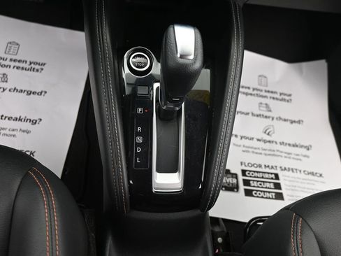 Used 2020 Nissan Kicks SR w/ SR Premium Package FWD image 22