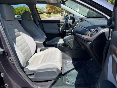 Used 2017 Honda CR-V EX image 11