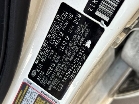 Used 2013 Kia Rio LX FWD image 11
