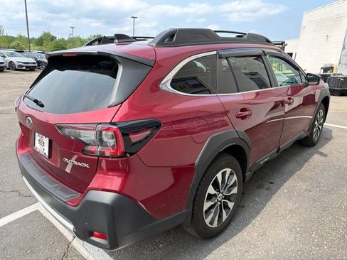 Used 2024 Subaru Outback Limited AWD/4WD image 5