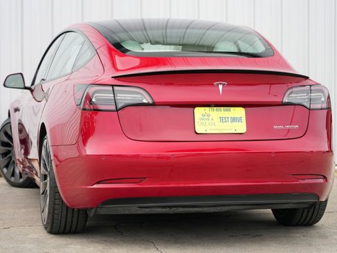 Used 2021 Tesla Model 3 Performance image 6