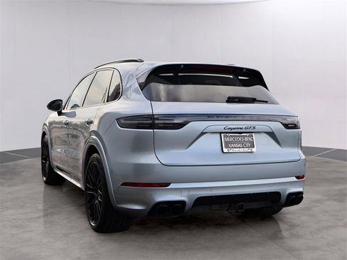 Used 2023 Porsche Cayenne GTS image 7