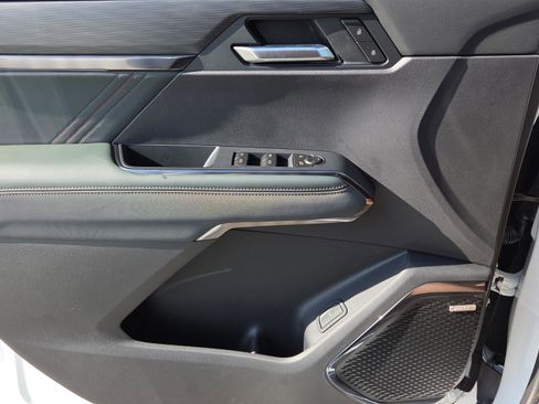 New 2026 GMC Acadia AT4 w/ Super Cruise Package image 12