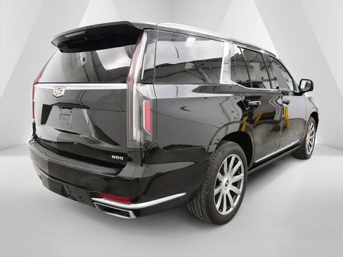 Used 2021 Cadillac Escalade Premium Luxury Platinum image 4