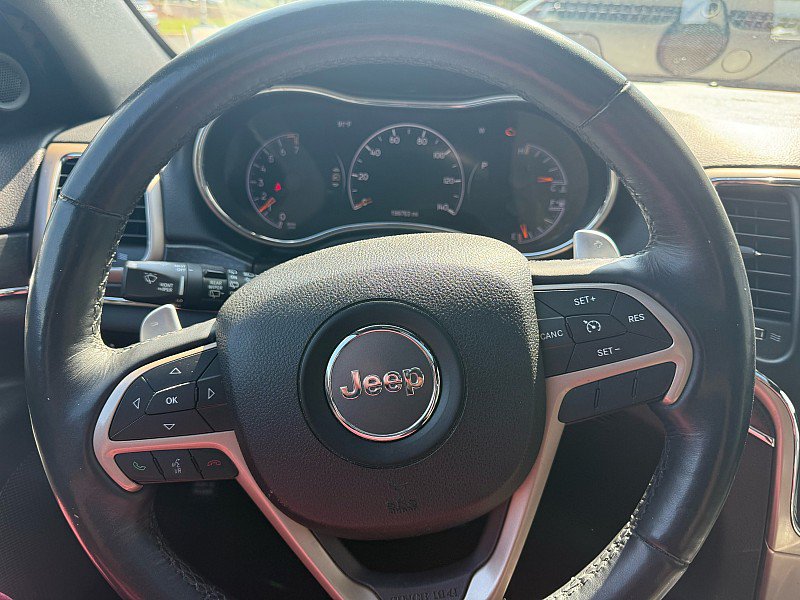 Used 2015 Jeep Grand Cherokee Limited w/ Luxury Group II AWD/4WD image 29