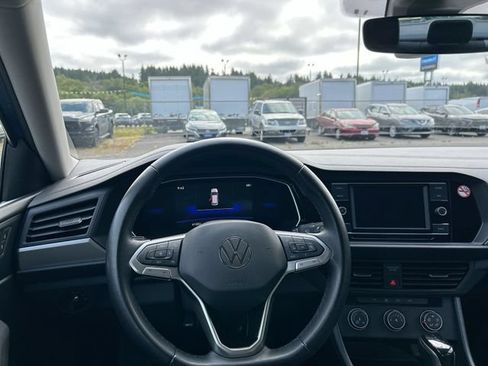 Used 2024 Volkswagen Jetta S FWD image 10