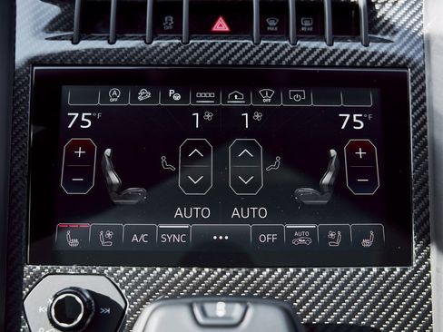 Used 2024 Lamborghini Urus S image 75