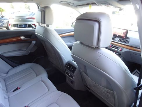 Used 2022 Audi Q5 2.0T Premium Plus AWD/4WD image 21