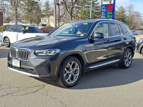 Used 2023 BMW X3 xDrive30i w/ Premium Package image 3