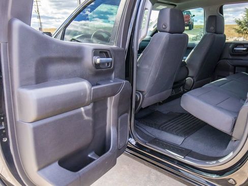 Used 2021 Chevrolet Silverado 1500 Custom Trail Boss w/ LPO, Dark Essentials Package image 19