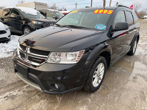Used 2013 Dodge Journey SXT image 1