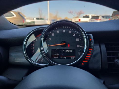 Used 2017 MINI Cooper Convertible image 29