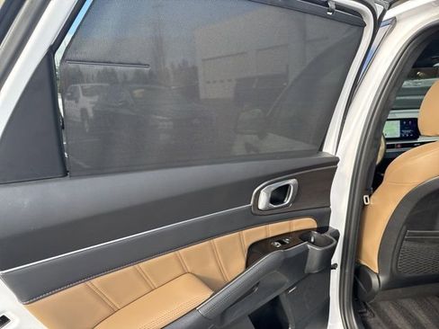 Certified 2024 Kia Sorento SX Prestige w/ Olive Brown Leather Package image 20