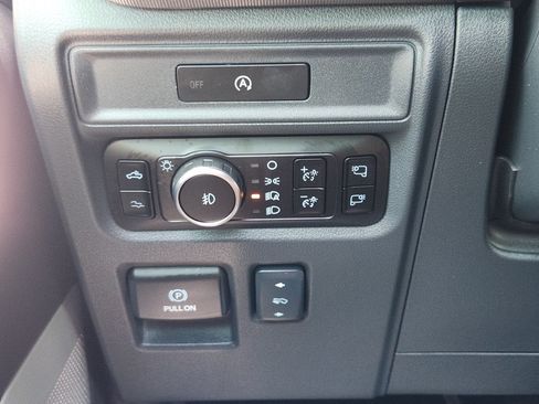 Used 2025 Ford F150 Raptor AWD/4WD image 22