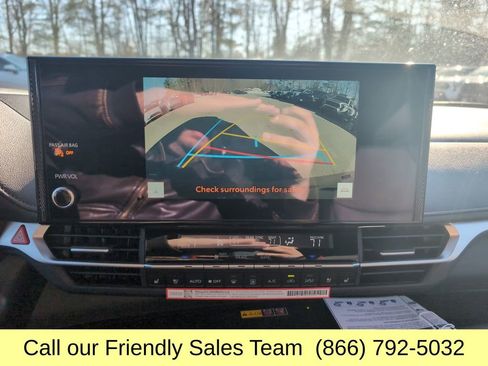 New 2026 Toyota Sienna Limited image 19