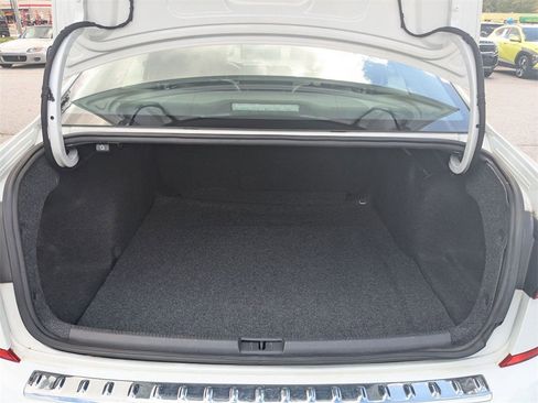 Used 2022 Volkswagen Passat 2.0T SE image 28