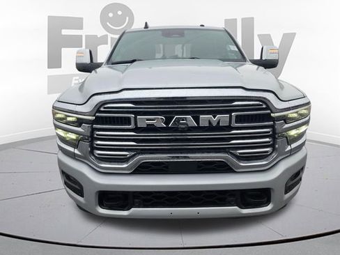 Used 2026 RAM 2500 Laramie AWD/4WD image 2