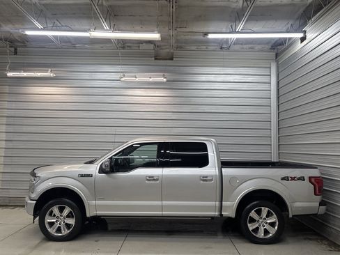 Used 2017 Ford F150 Platinum w/ Equipment Group 701A Luxury image 8