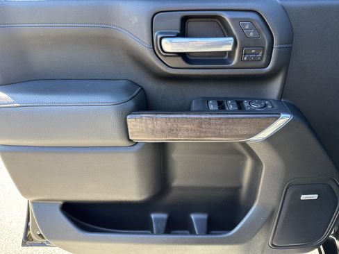 Used 2021 GMC Sierra 2500 Denali w/ Denali Ultimate Package image 13