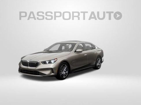 New 2027 BMW i5 eDrive40 w/ Premium Package RWD image 1