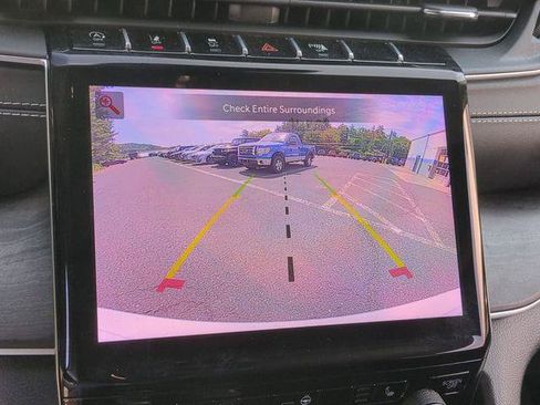 Certified 2023 Jeep Grand Cherokee Limited AWD/4WD image 14