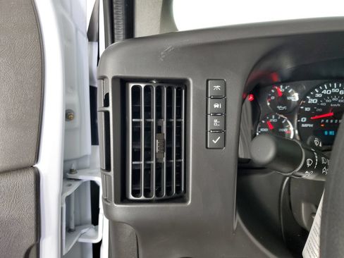 New 2026 Chevrolet Express 2500 w/ Driver Convenience Package RWD image 27