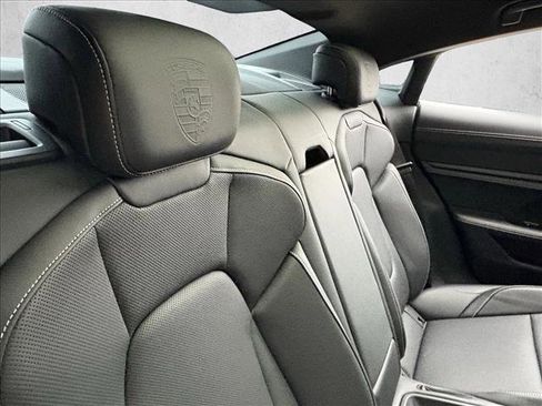 Used 2024 Porsche Taycan 4S image 20