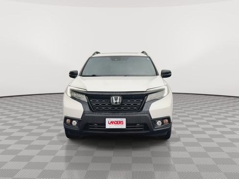 Used 2021 Honda Passport Touring image 3