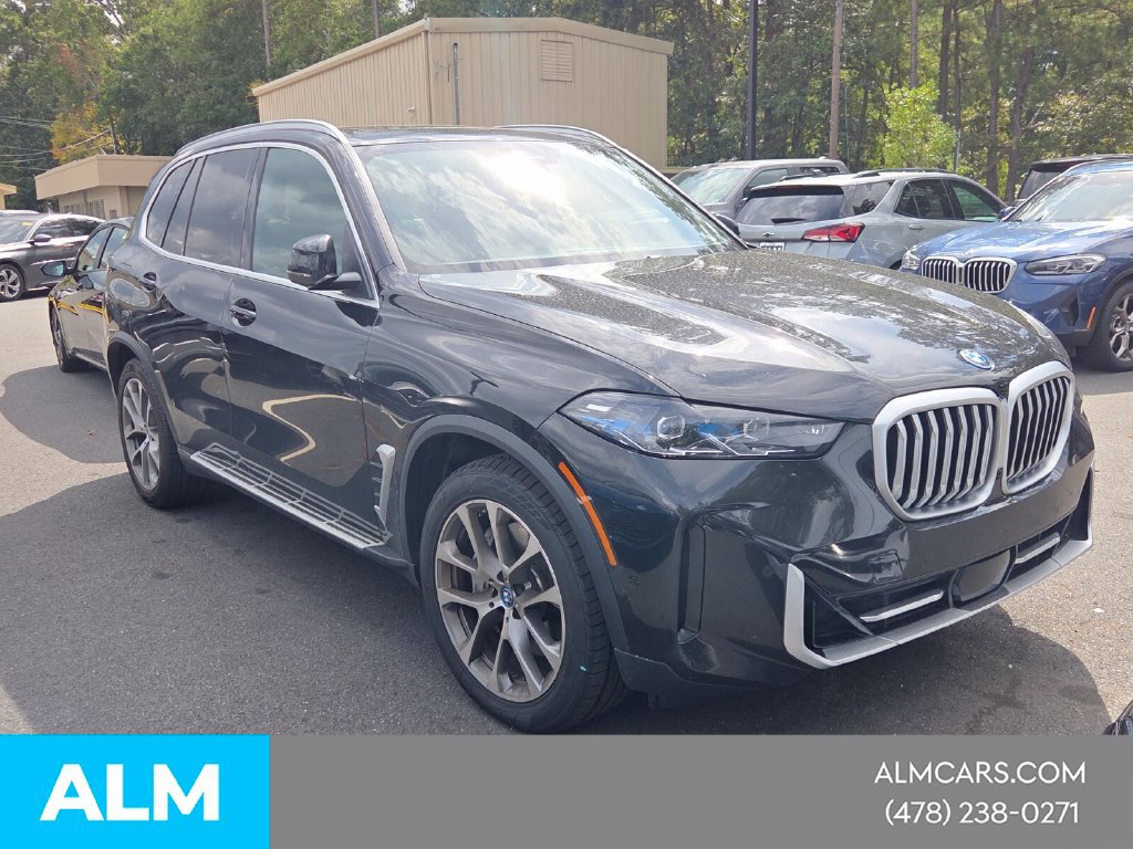 Used 2025 BMW X5 xDrive50e AWD/4WD image 16