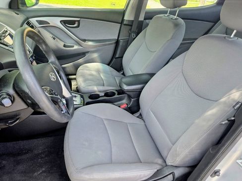 Used 2012 Hyundai Elantra GLS w/ Preferred Pkg 3 FWD image 9