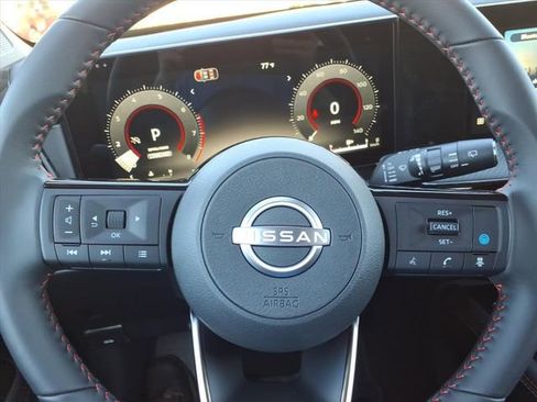 New 2026 Nissan Kicks SR FWD image 10