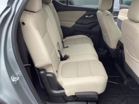 Used 2023 Chevrolet Traverse LS w/ Safety Package image 21