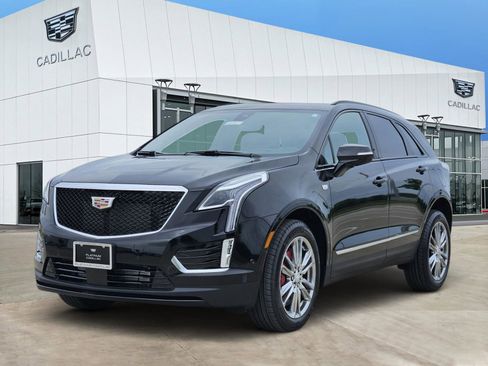 New 2026 Cadillac XT5 Sportv image 2