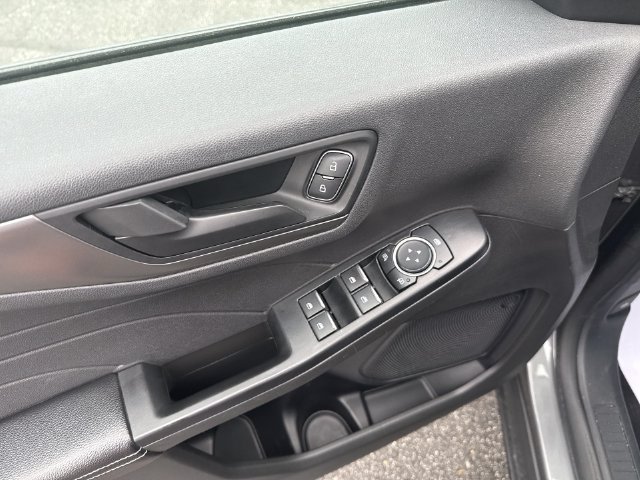 Used 2025 Ford Escape Active FWD image 17