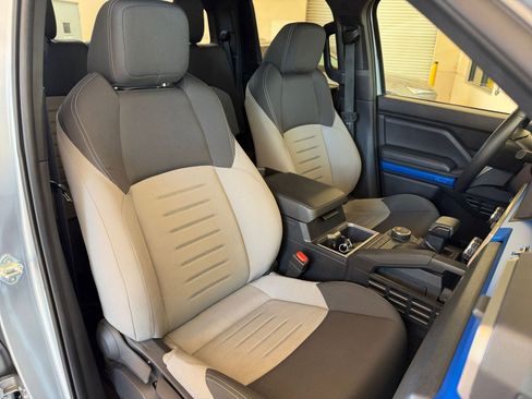 Used 2024 Toyota Tacoma TRD Sport image 31