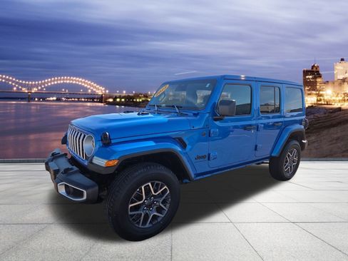 Certified 2025 Jeep Wrangler Sahara image 1