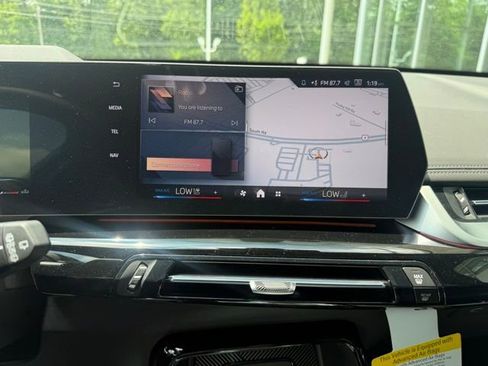 Used 2025 BMW X1 xDrive28i w/ Technology Package image 15