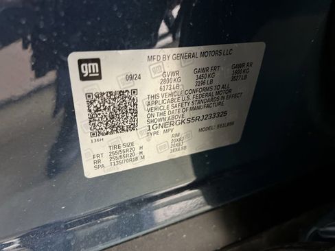 Used 2024 Chevrolet Traverse LT w/ Midnight/Sport Edition image 34